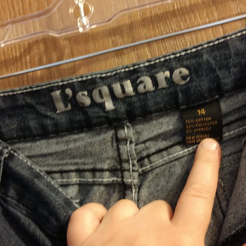 Jeans - Picture 6 of 6